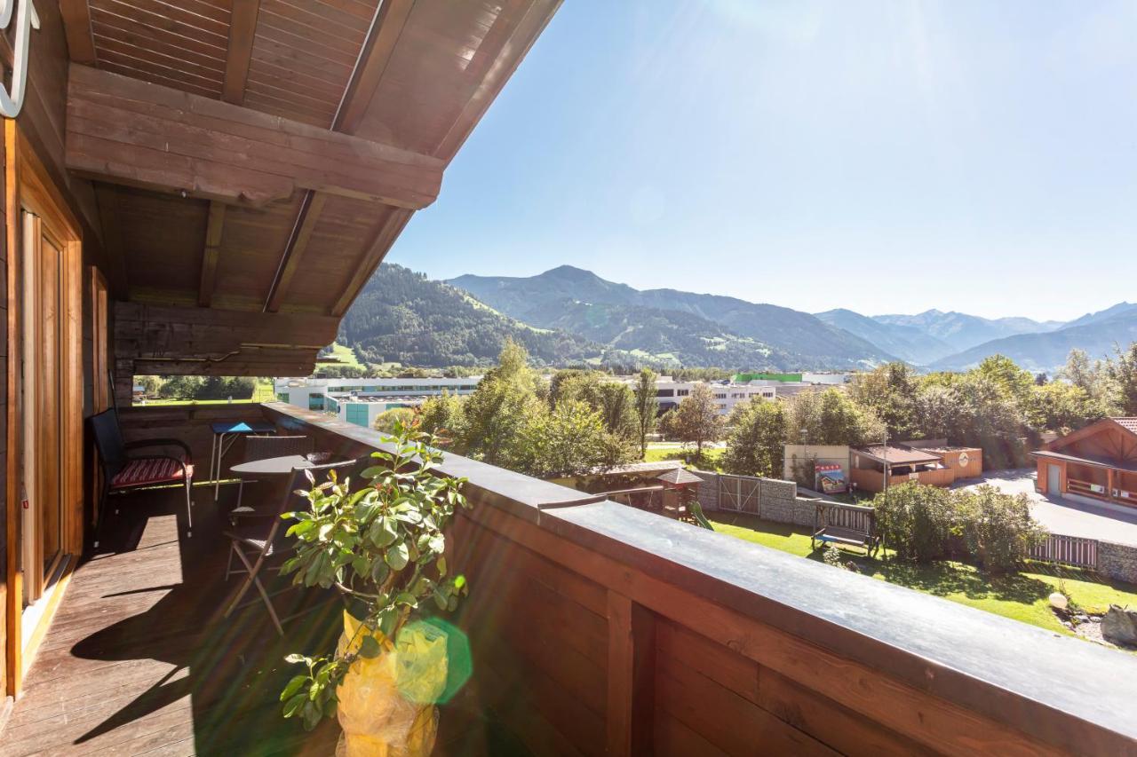 Hettlerhof Hotel Maishofen Bagian luar foto