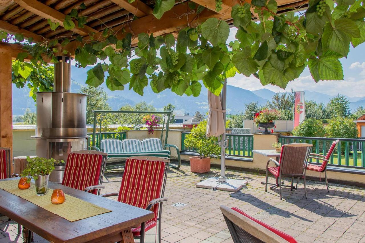 Hettlerhof Hotel Maishofen Bagian luar foto